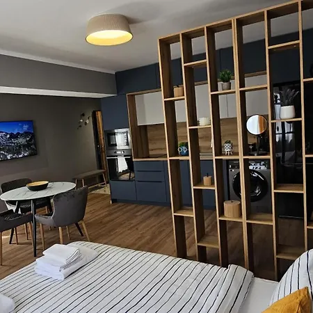 By The Pool #10 Welingrad